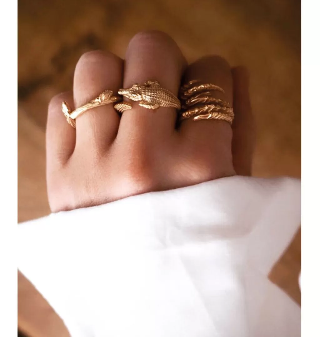 Online Carolinne B Alligator Ring Guld
