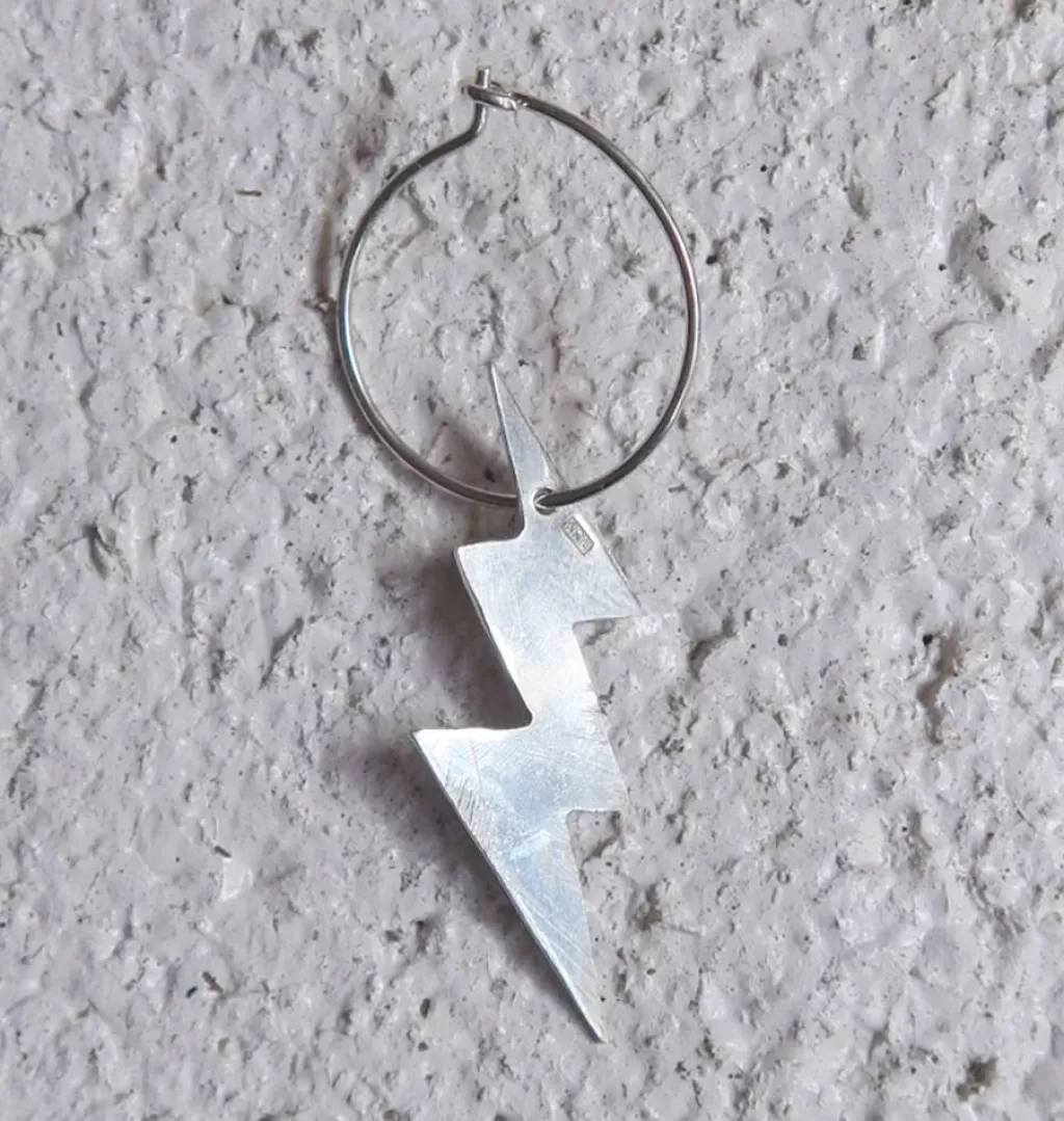 Shop cmakes jewelry Bolt Loop Silver • Single Earring