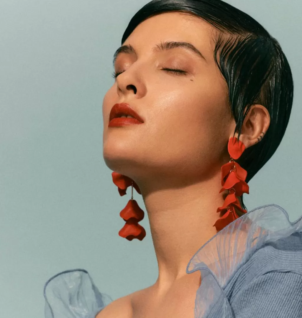 Clearance WOS UP Flake Earrings Red