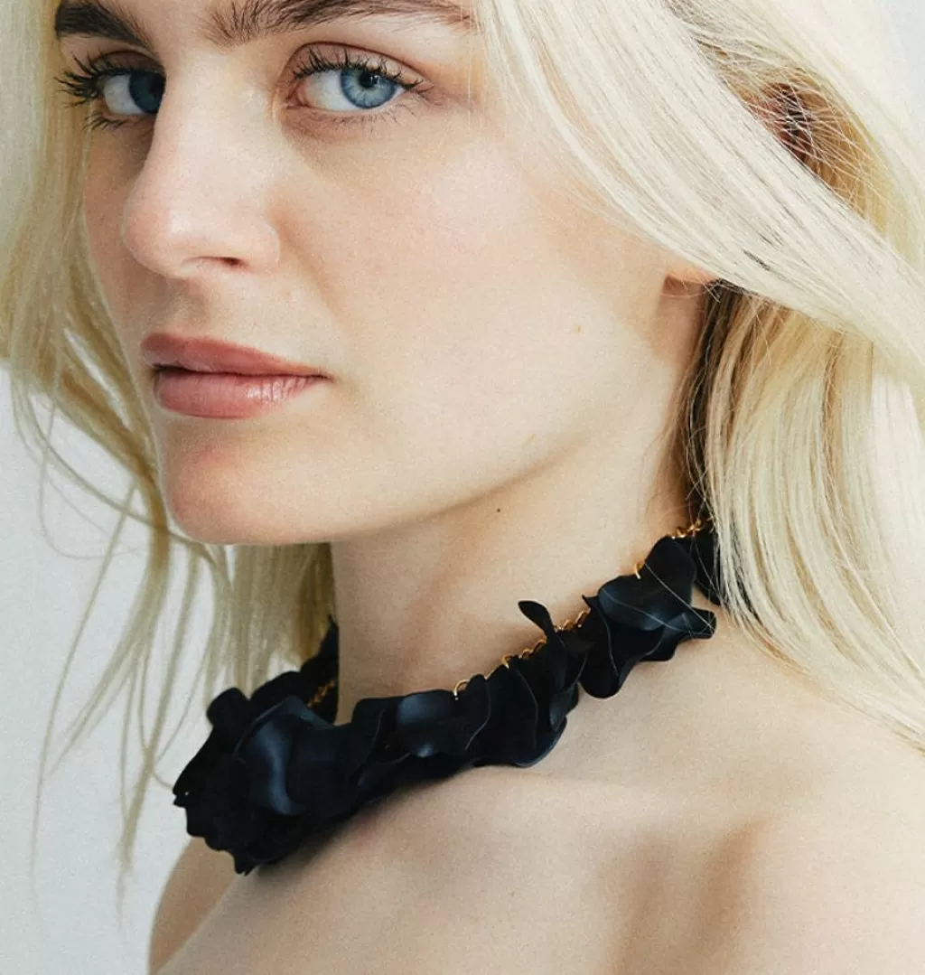 Cheap WOS Flake Necklace Black