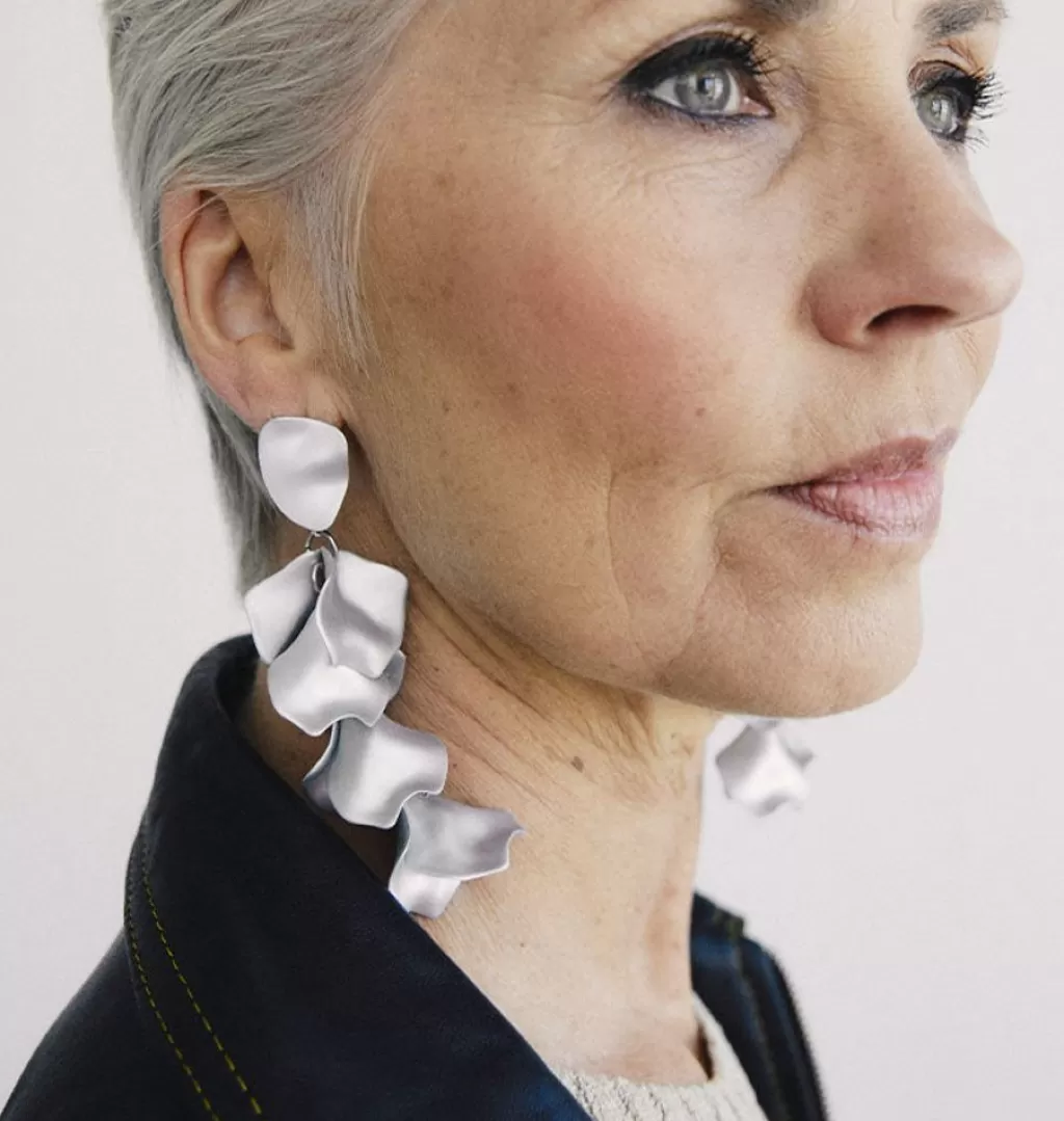 Store WOS UP Flake Silver Earrings