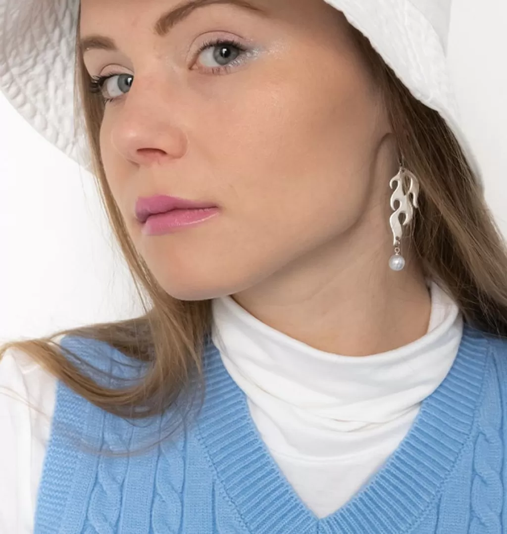 Best Annuniqe Studio Flame Earrings