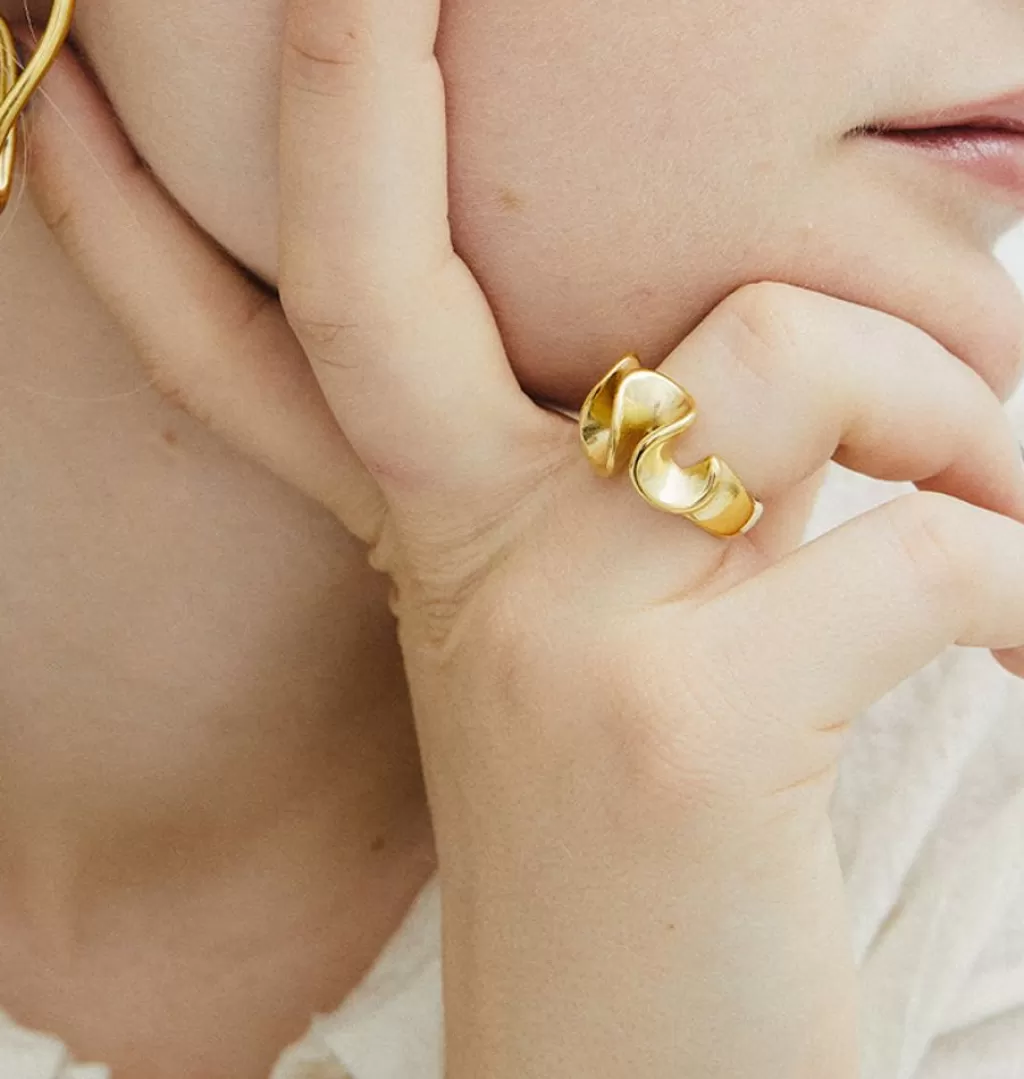 Clearance WOS UP Henri Ring Gold