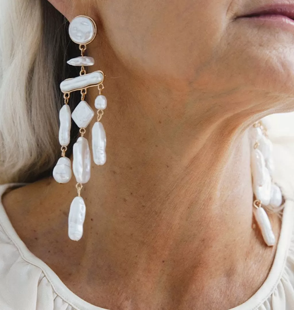 Best WOS UP Long Pearl Earrings