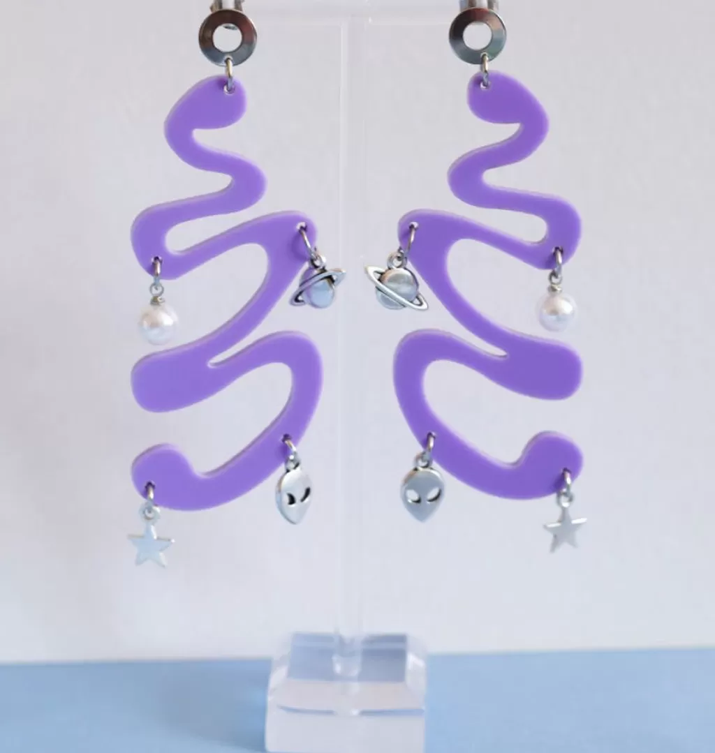 Sale Annuniqe Studio Milky Way Wiggle Earrings