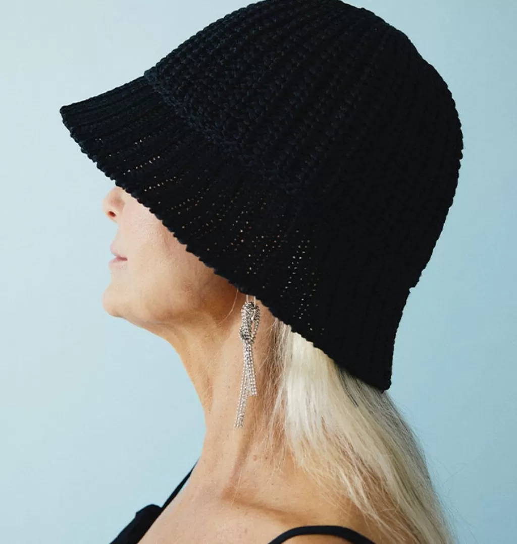 New WOS UP Roy Bucket Hat Black