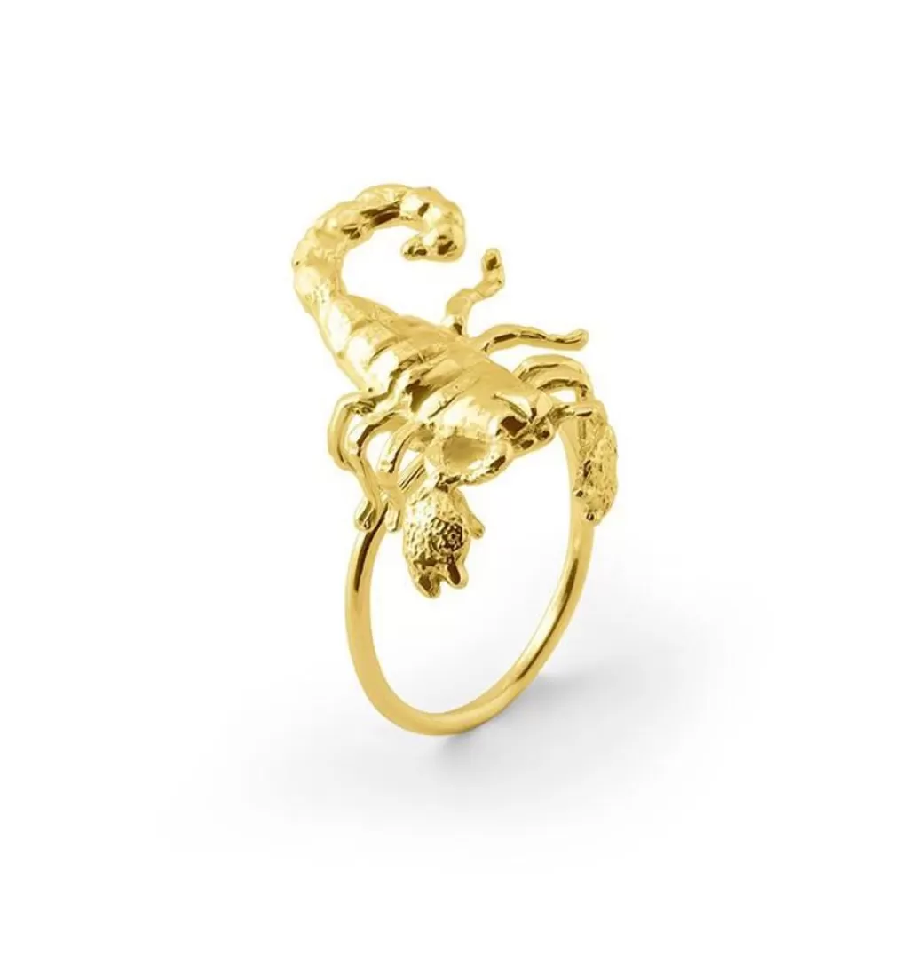 Best Carolinne B Scorpio Ring • Guld