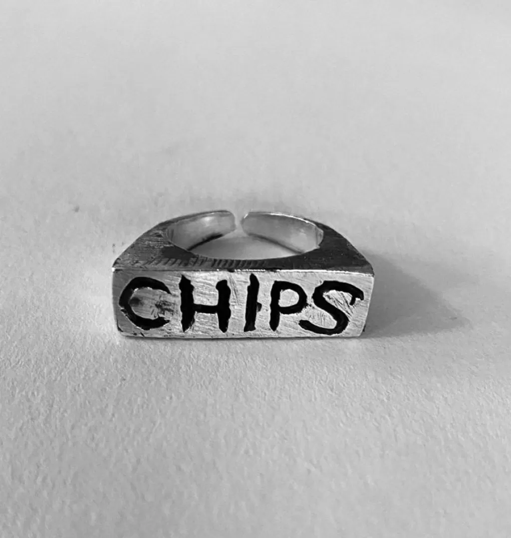 Sale cmakes jewelry Signet Ring Chips