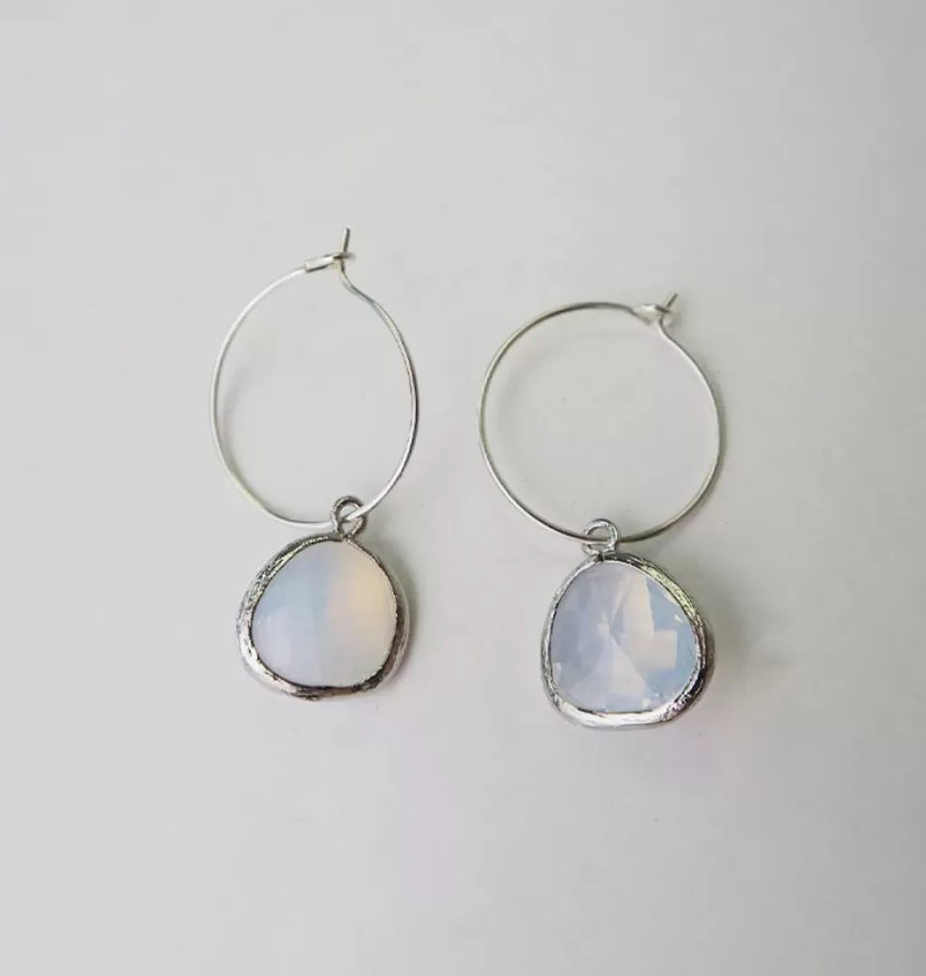 Outlet AngelPearls Teardrop Hoops Silver White