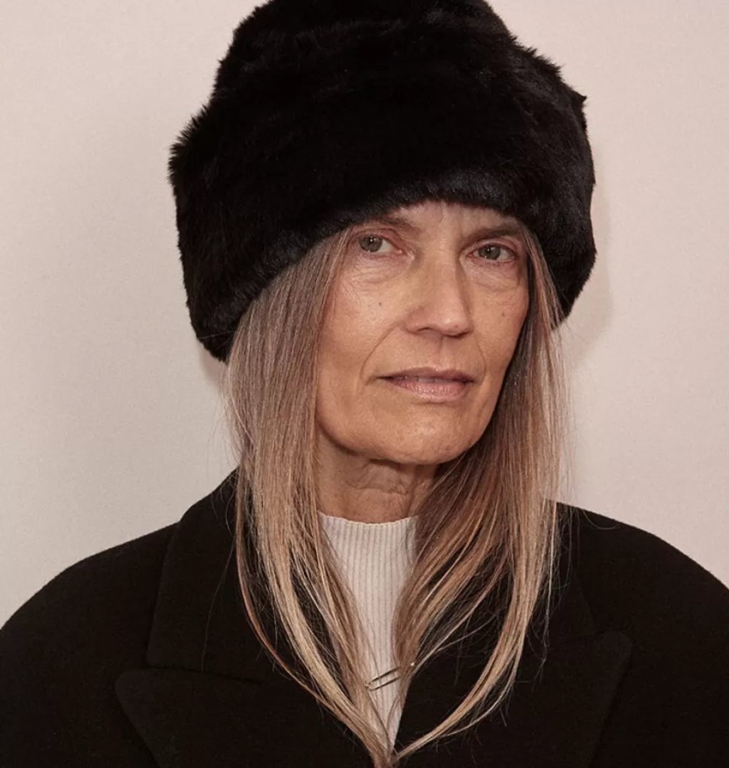 Store WOS Teddie Hat Black
